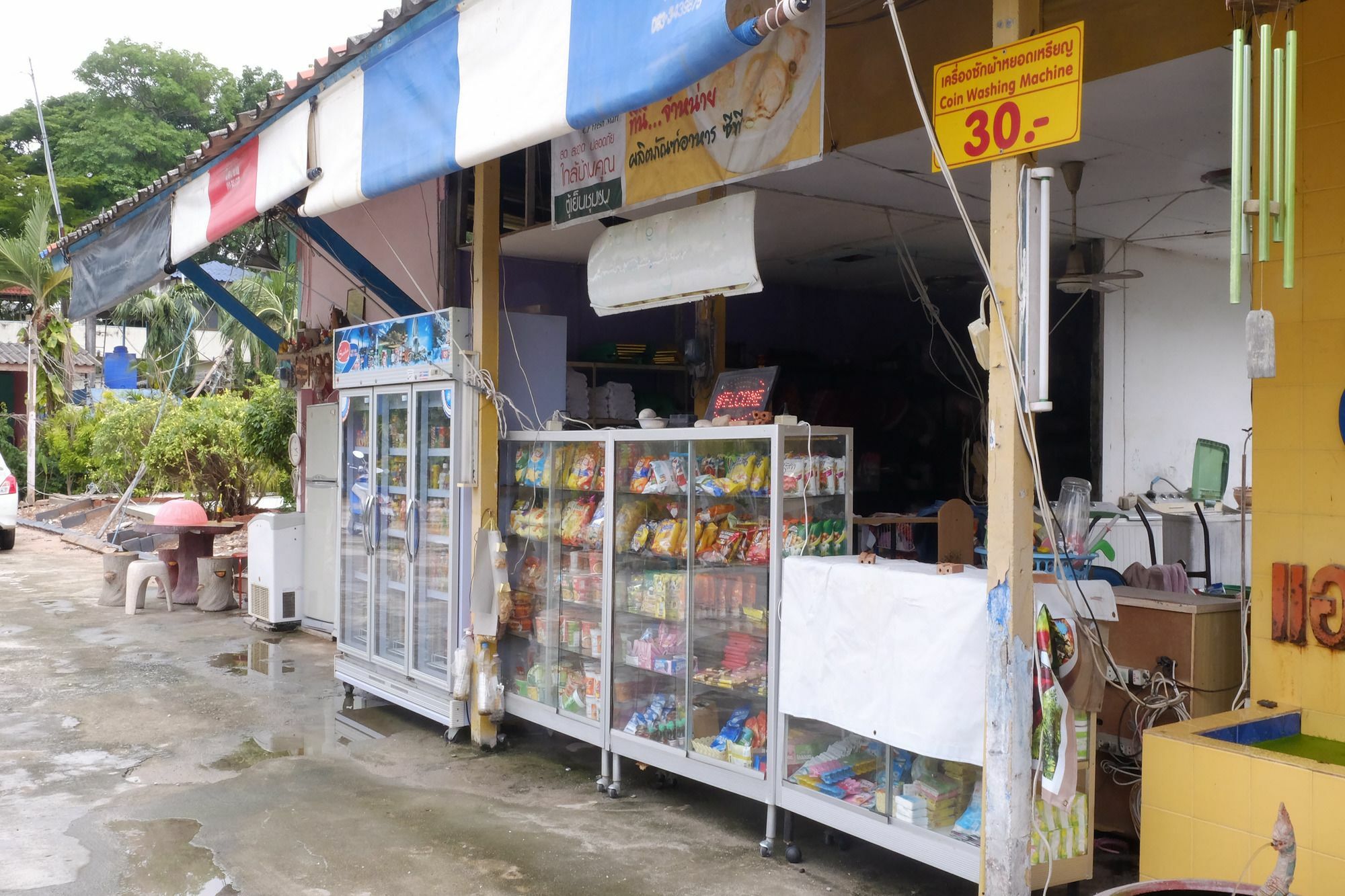 Suksomjai Hotel Rayong Luaran gambar